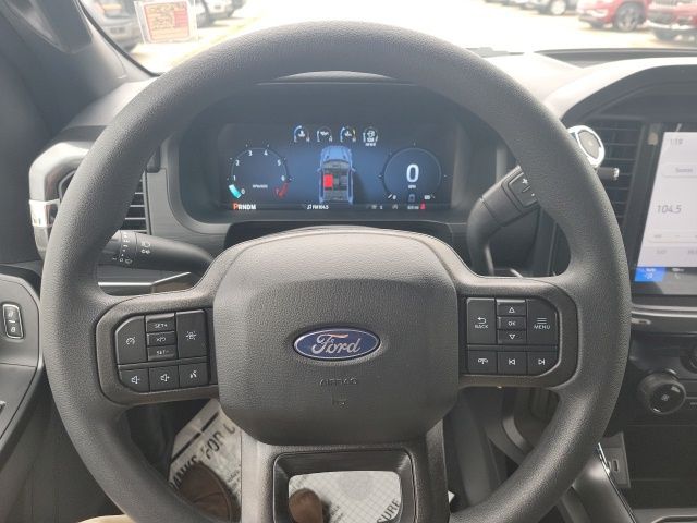 2025 Ford F-150 STX photo 14