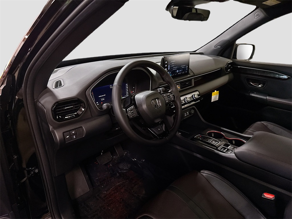 2025 Honda Pilot Black Edition photo 7