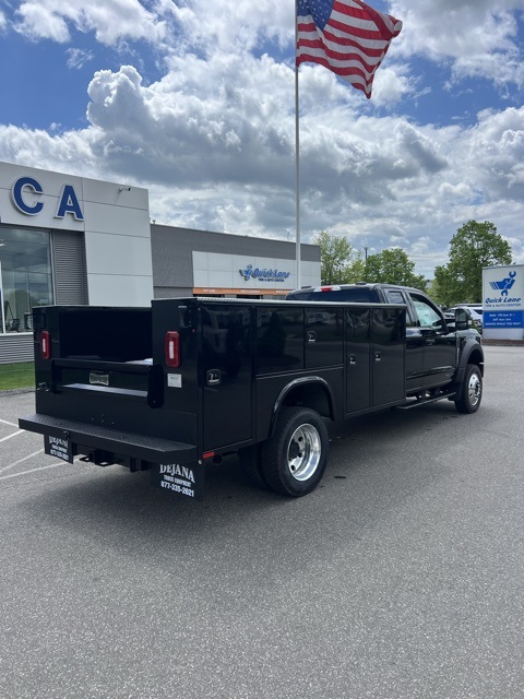 2025 Ford F-450 XLT photo 4
