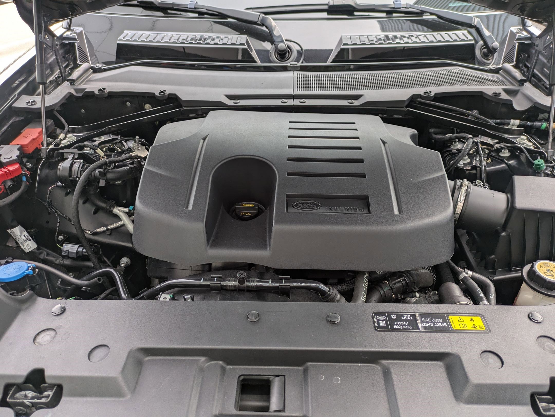 2023 Land Rover Defender 110 X photo 29