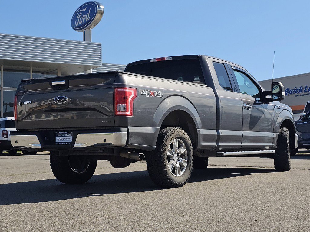 2015 Ford F-150 XLT photo 20