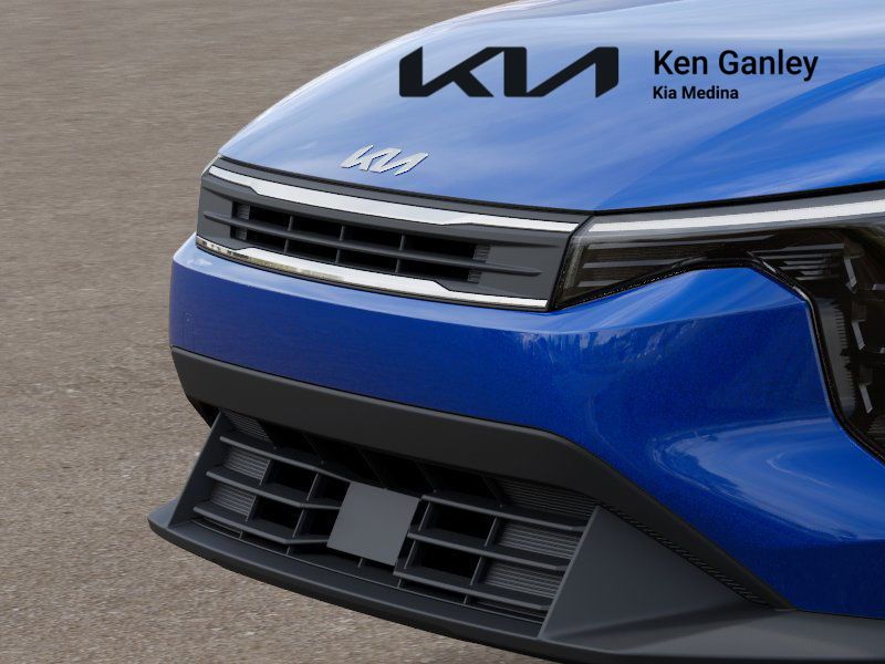2025 Kia K4 LXS photo 9