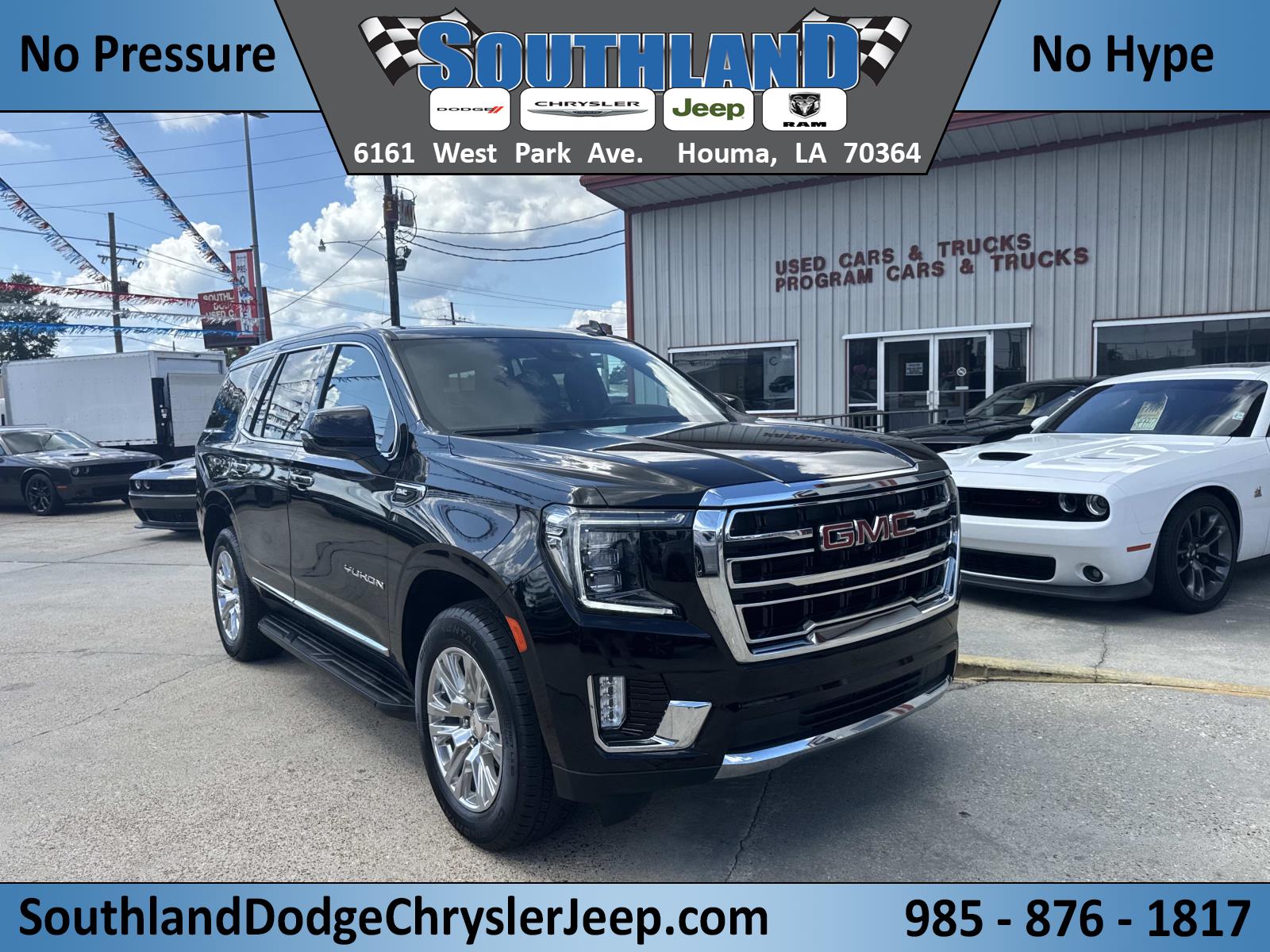 2023 GMC Yukon SLT's photo