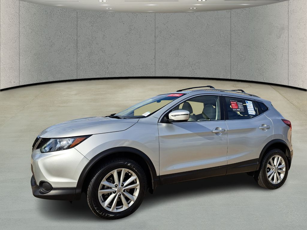 2018 Nissan Rogue Sport SV's photo