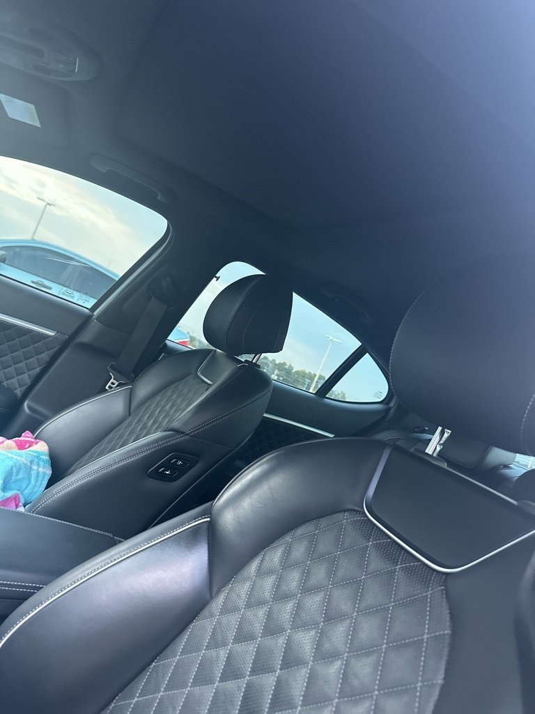 2020 Genesis G70 3.3T photo 3