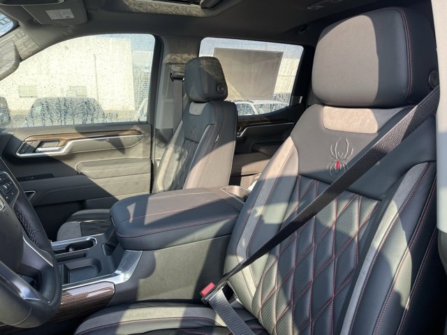 2025 Chevrolet Silverado 1500 RST photo 15