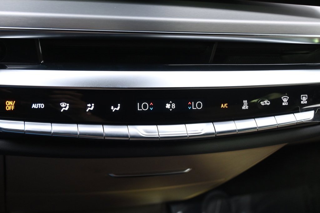 2025 Cadillac Lyriq Luxury photo 30