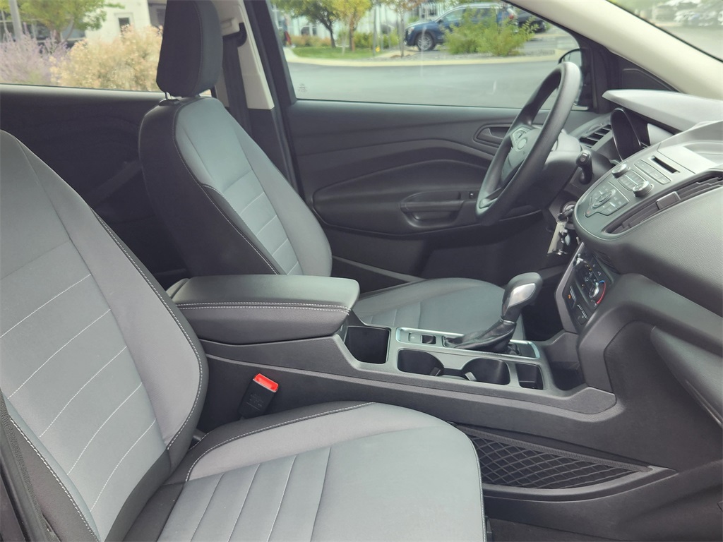 2018 Ford Escape S photo 16