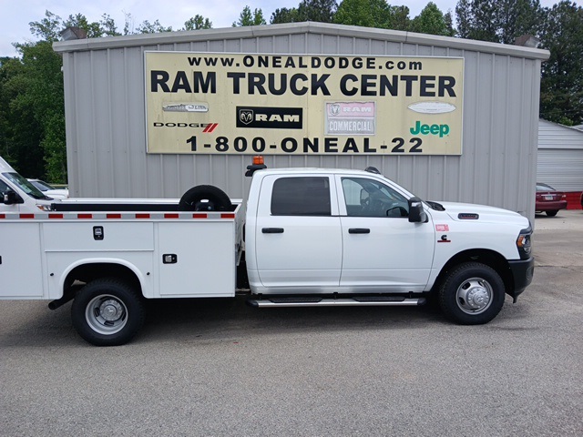 2024 RAM Ram 3500 Chassis Cab Tradesman's photo