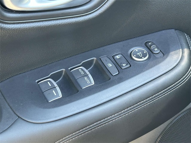 2023 Honda HR-V EX-L photo 13