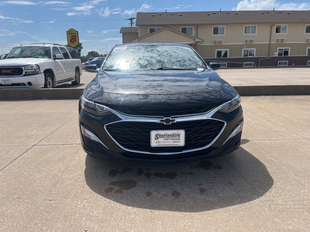1G1ZG5ST4PF114512