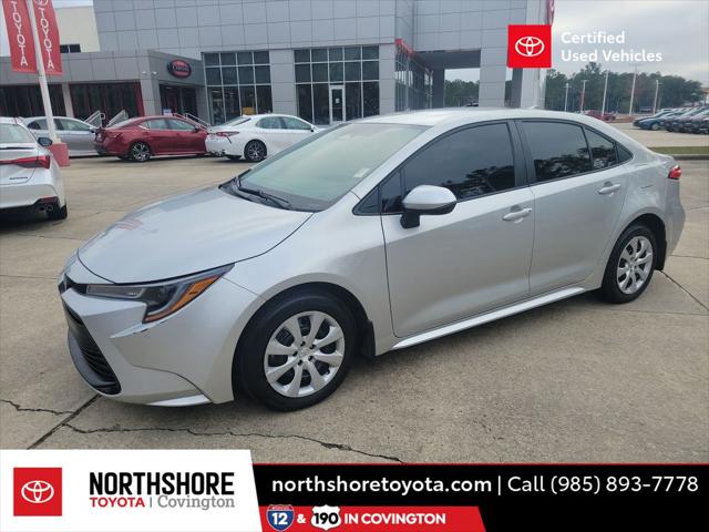 2024 Toyota Corolla LE's photo