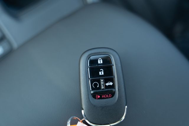 2025 Honda Accord SE photo 31