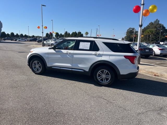 2021 Ford Explorer XLT photo 4