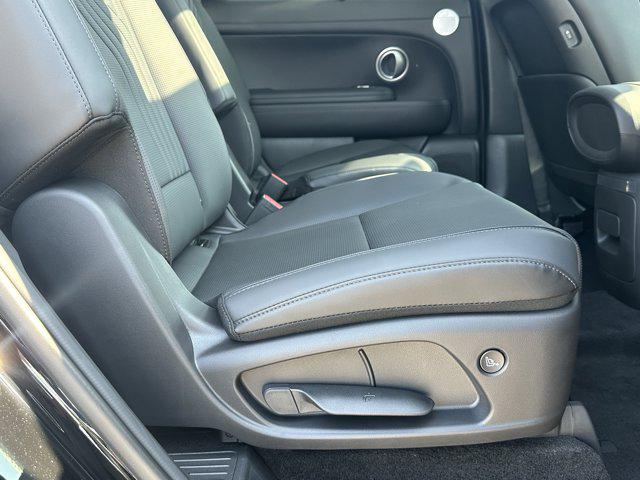 2026 Hyundai Palisade SEL photo 14