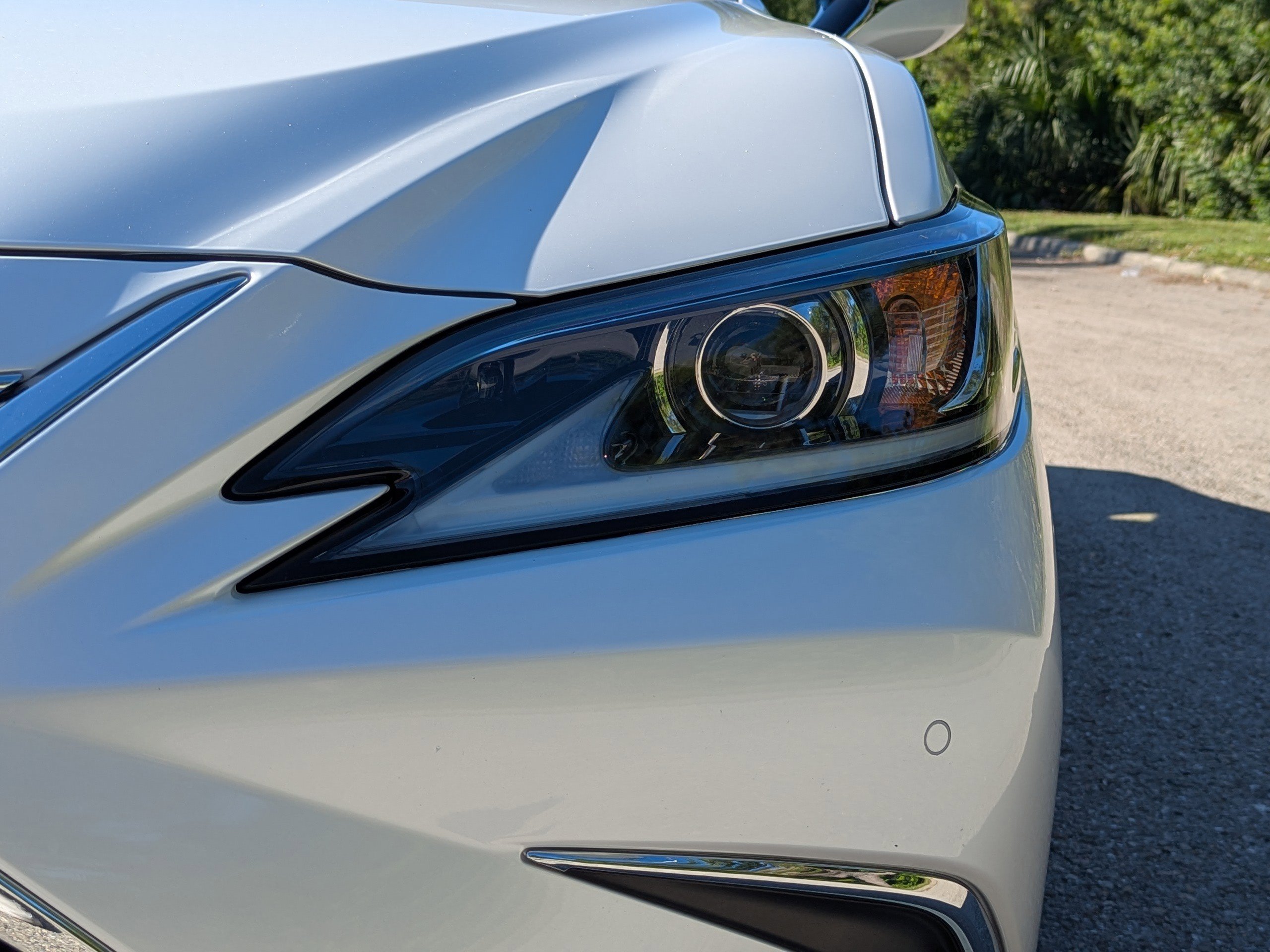 2020 Lexus ES 350 Premium photo 8