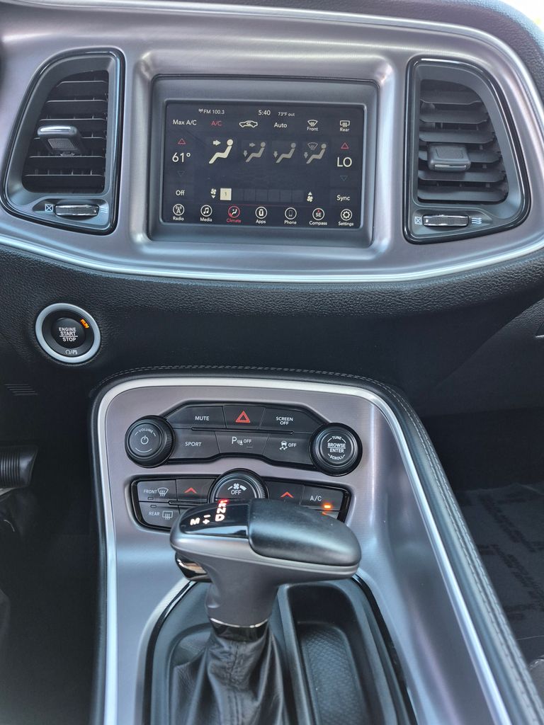 2022 Dodge Challenger GT photo 10
