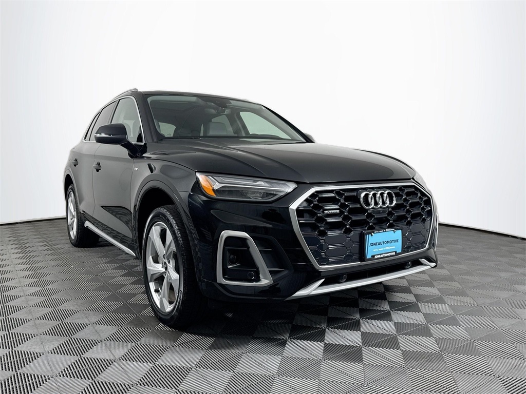 2023 Audi Q5 45 S line Premium Plus photo 3