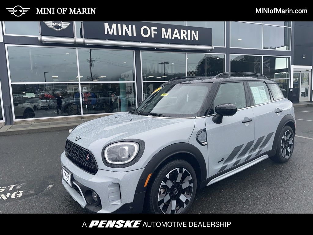 2023 MINI Countryman S's photo