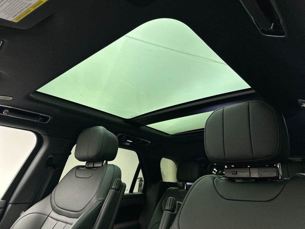 2023 Land Rover Range Rover Sport SE photo 11