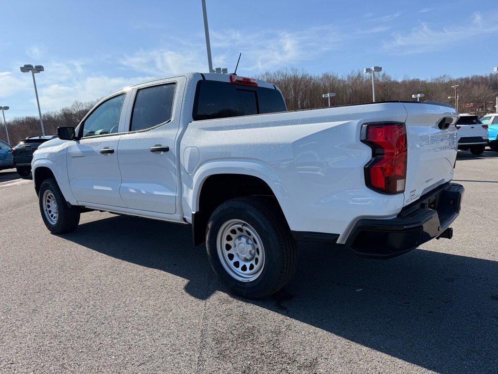 2025 Chevrolet Colorado Work Truck photo 3