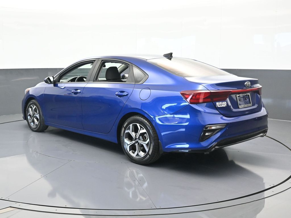 2019 Kia Forte LXS photo 4