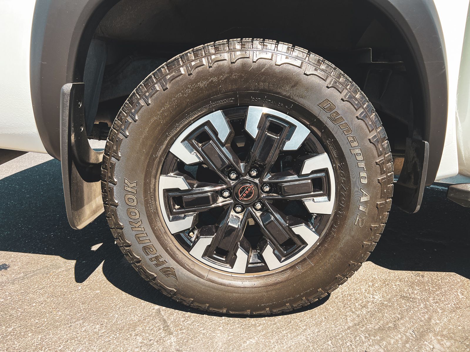 2024 Nissan Frontier PRO-4X photo 3