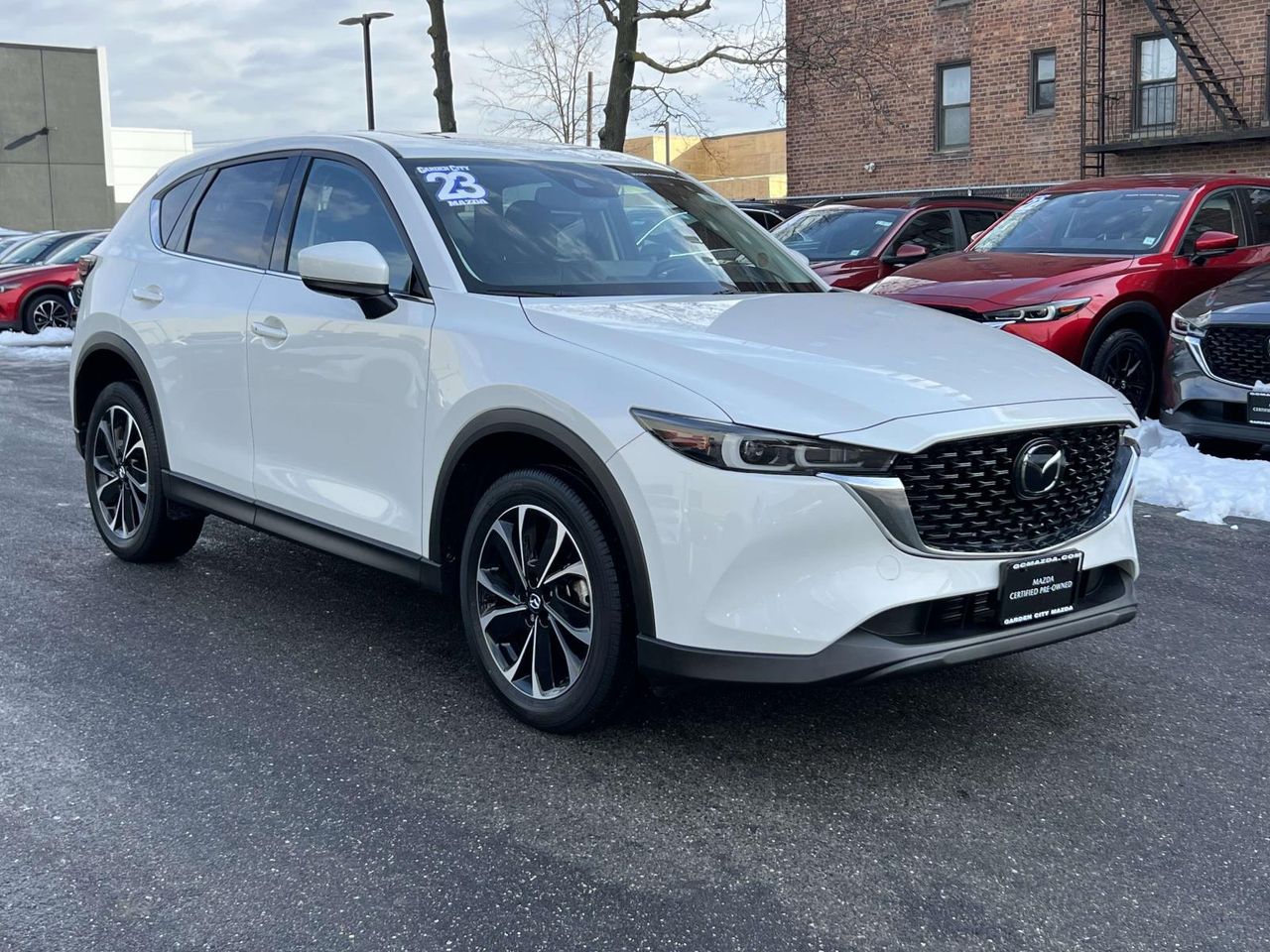 2023 Mazda CX-5 S Premium package's photo