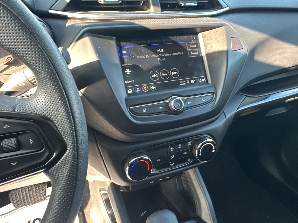 2022 CHEVROLET TRAILBLAZER - Image 13