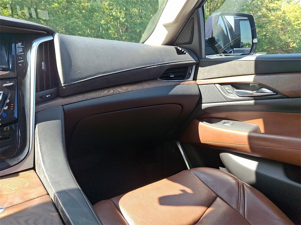 2020 Cadillac Escalade ESV Premium Luxury photo 19