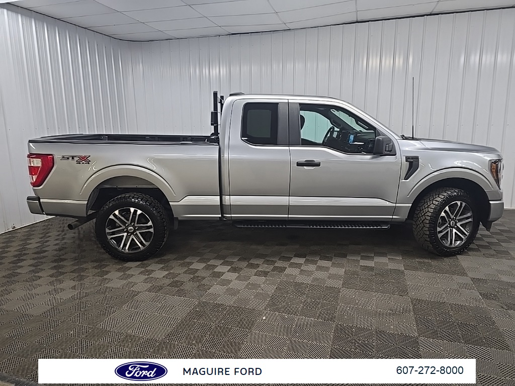 2023 Ford F-150 XL STX photo 2