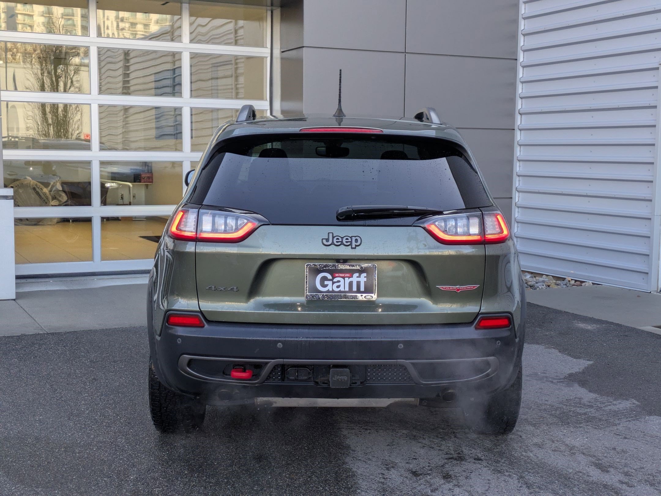 2019 Jeep Cherokee Trailhawk photo 3