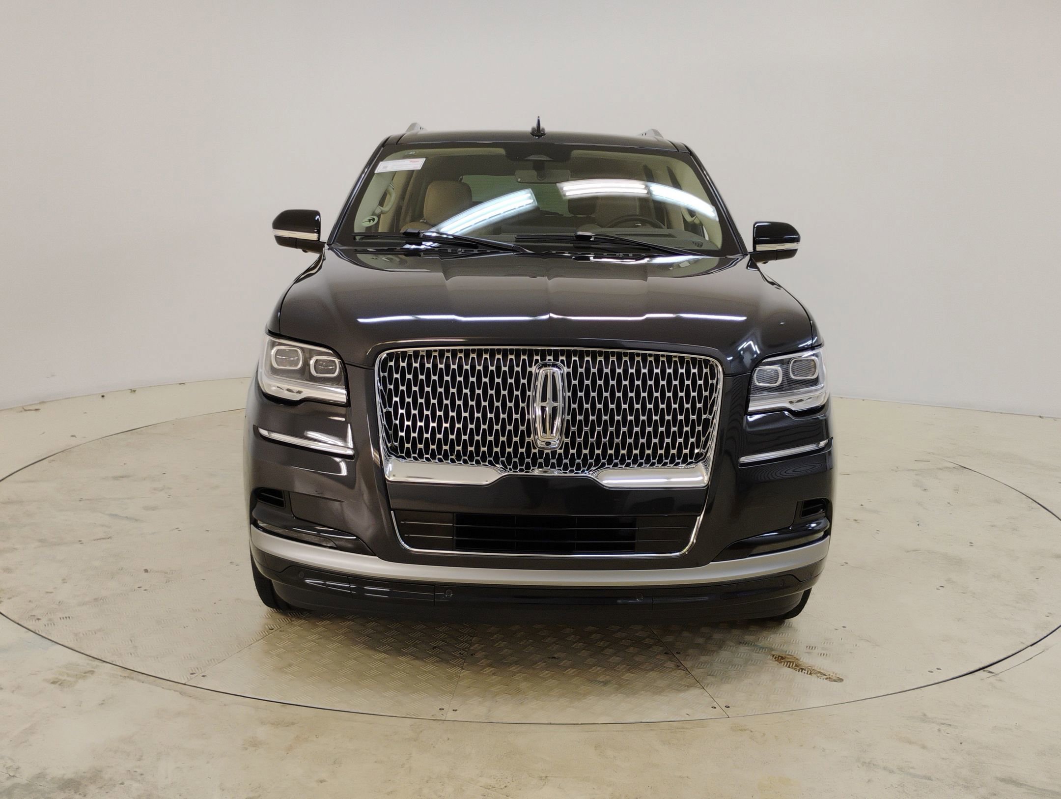2023 Lincoln Navigator L Reserve photo 4