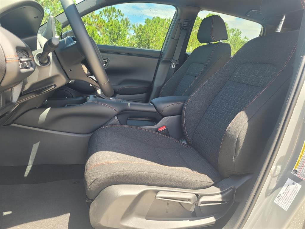 2026 Honda HR-V Sport photo 6