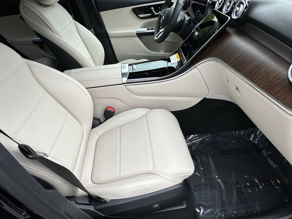 2025 Mercedes Benz GLC 350e 4MATIC photo 15