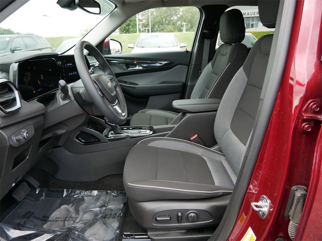 2024 Chevrolet Trailblazer LT photo 10