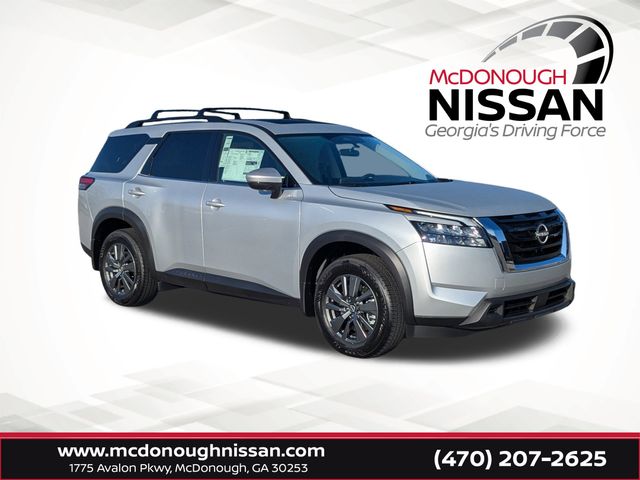 2025 Nissan Pathfinder SV's photo