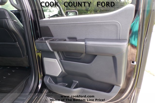 2022 Ford F-150 Lariat photo 19