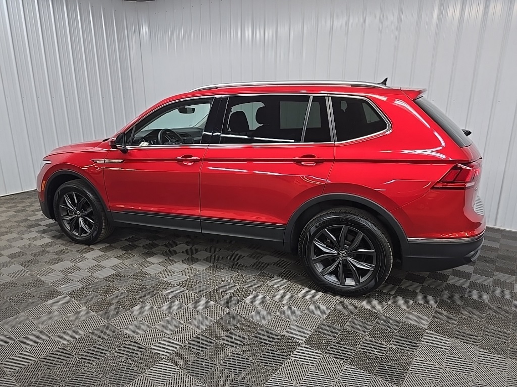 2022 Volkswagen Tiguan SE photo 4