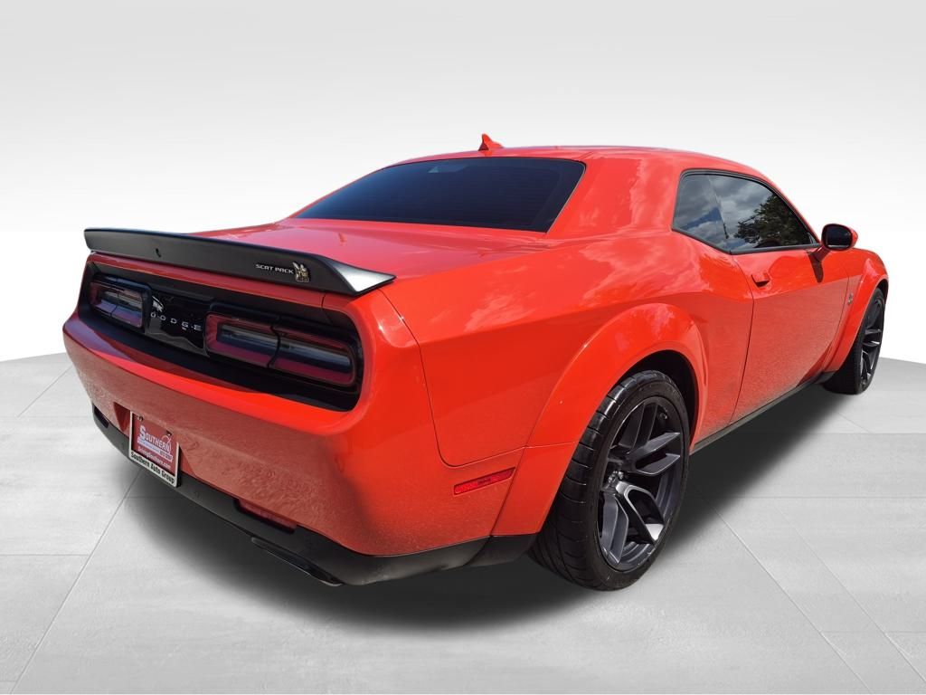 2022 Dodge Challenger R/T Scat Pack Widebody photo 12