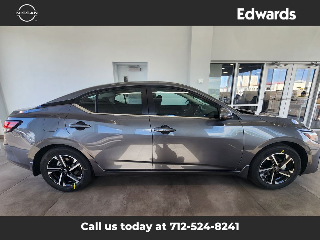 2025 Nissan Sentra SV's photo