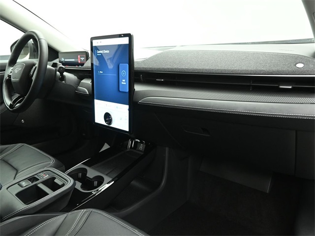 2025 FORD MUSTANG MACH-E - Image 27