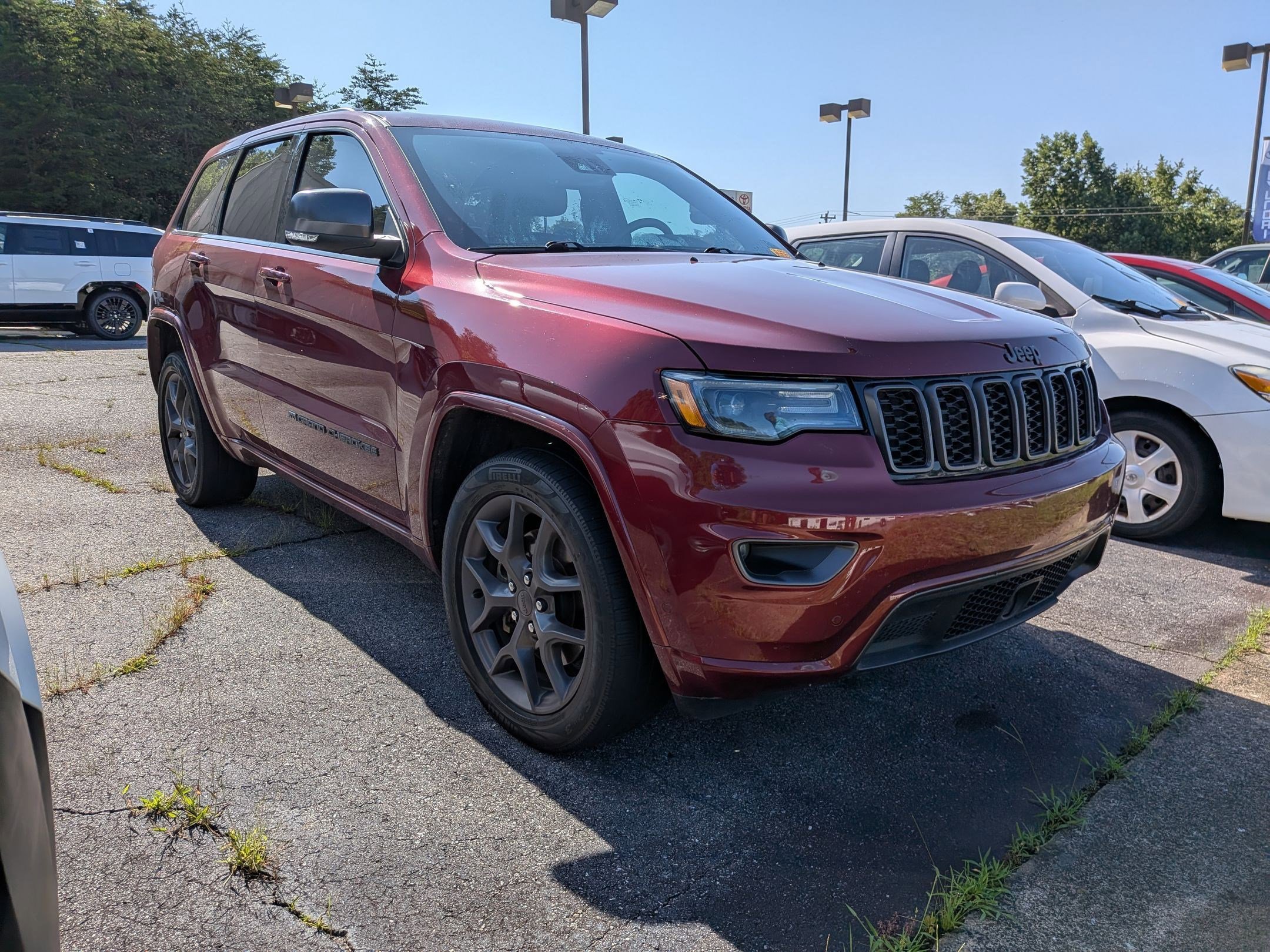2021 Jeep Grand Cherokee Sport photo 3