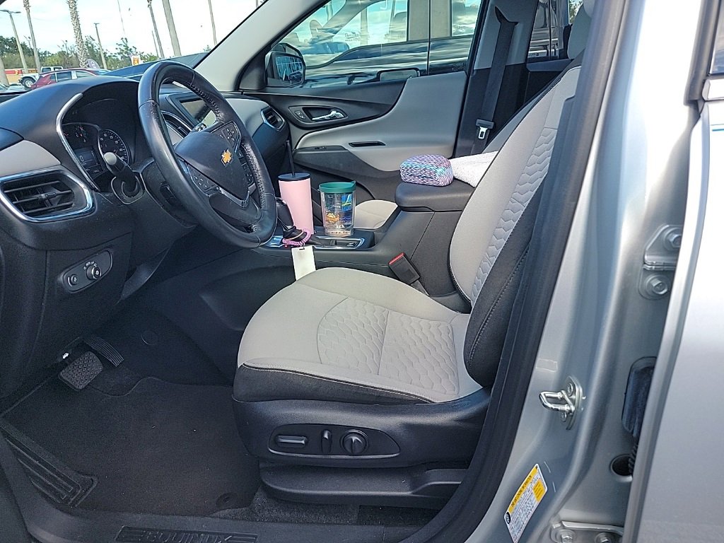 2019 Chevrolet Equinox LT photo 4