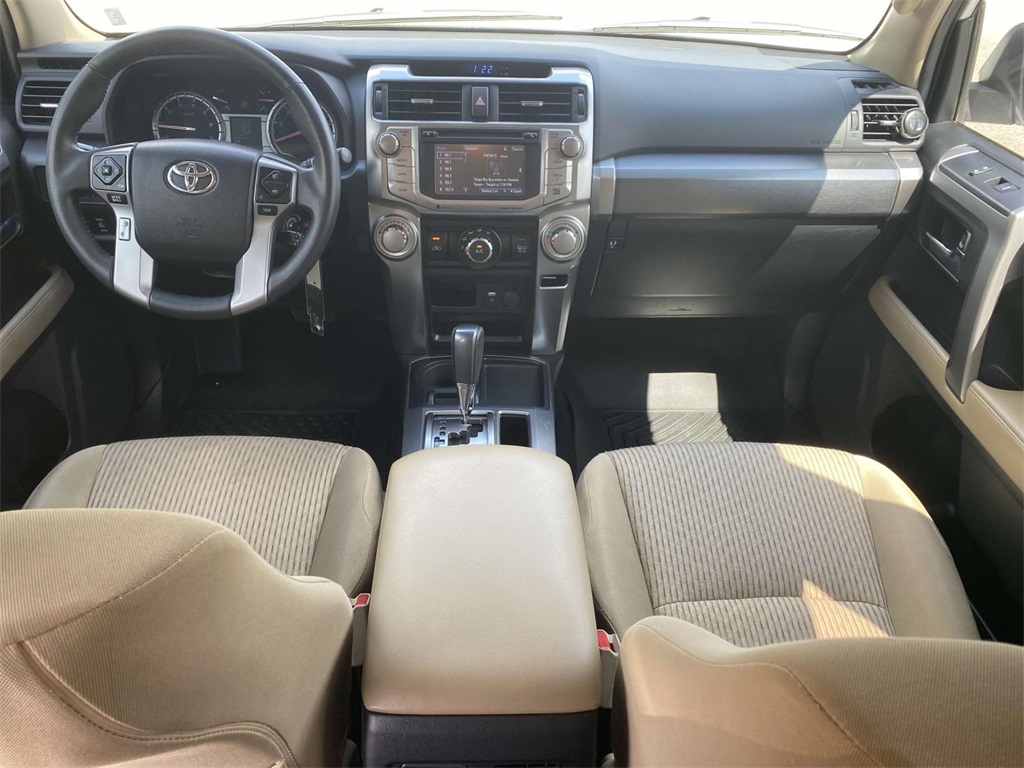 2018 Toyota 4Runner SR5 photo 10