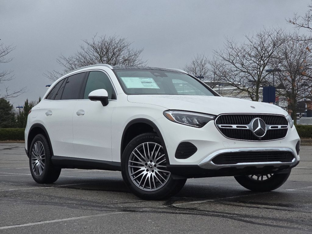 2026 Mercedes-Benz GLC