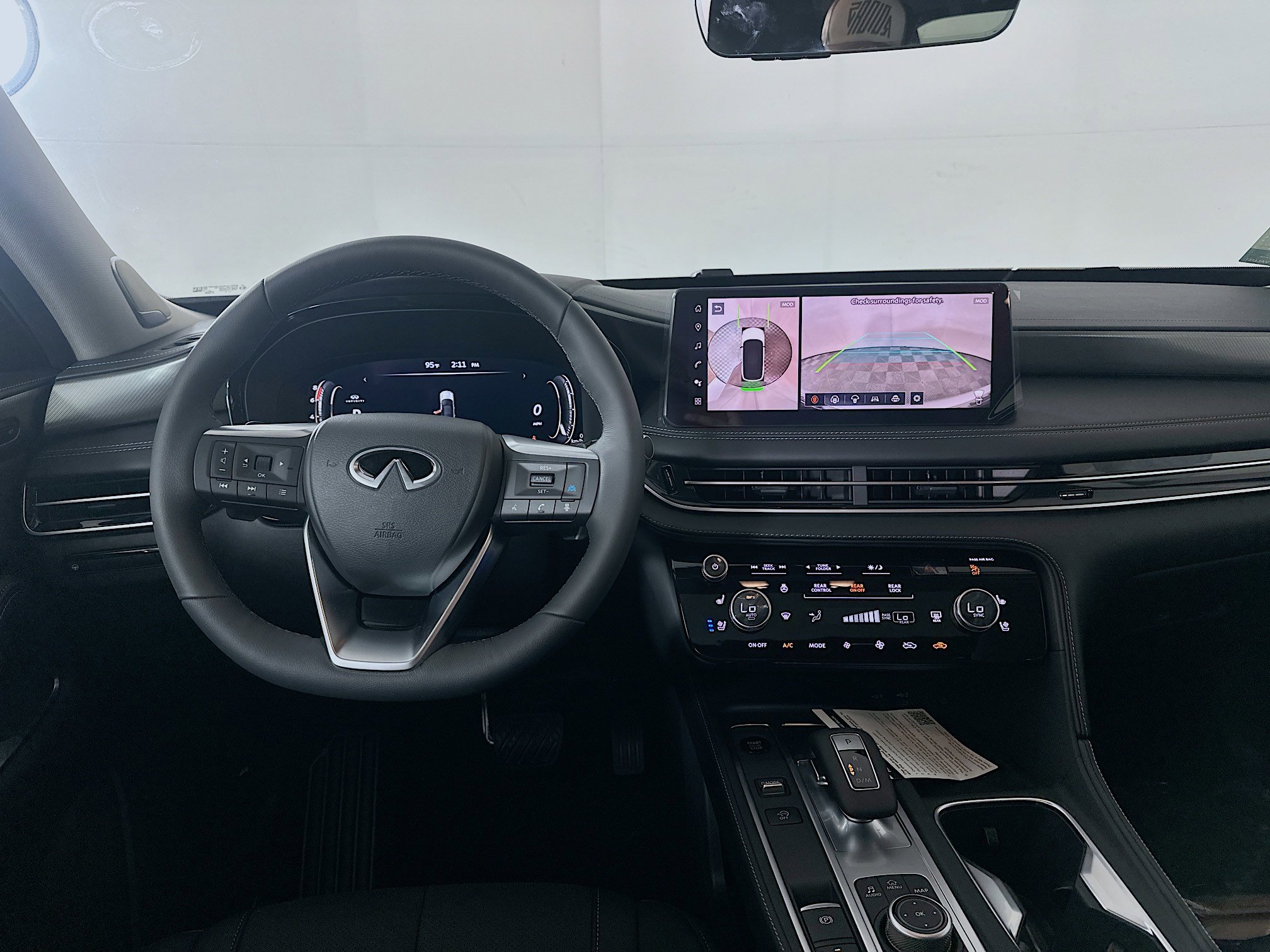 2026 Infiniti QX60 Luxe photo 12