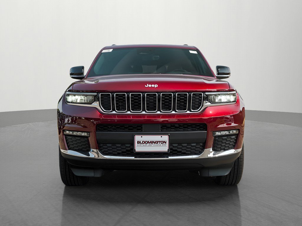 2025 Jeep Grand Cherokee Limited photo 2