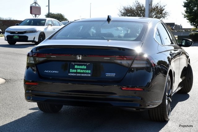2025 Honda Accord Hybrid Touring photo 3