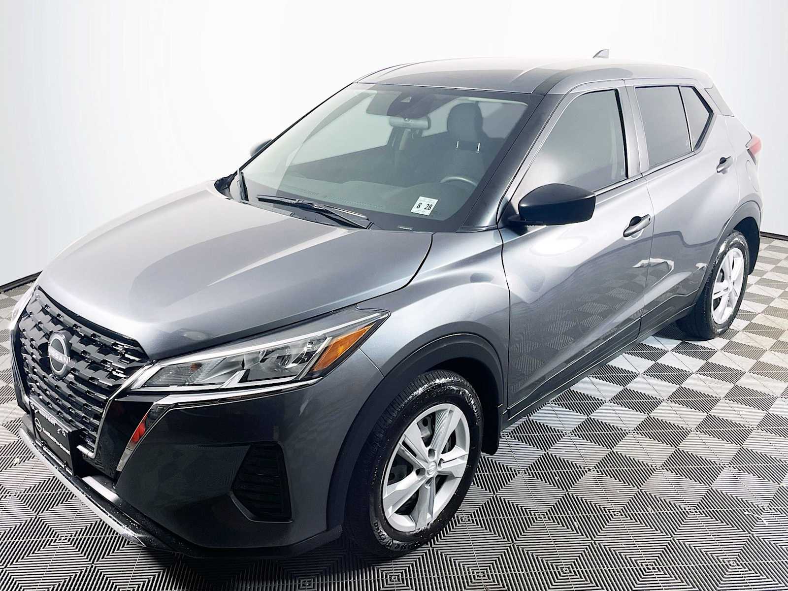2023 Nissan Kicks